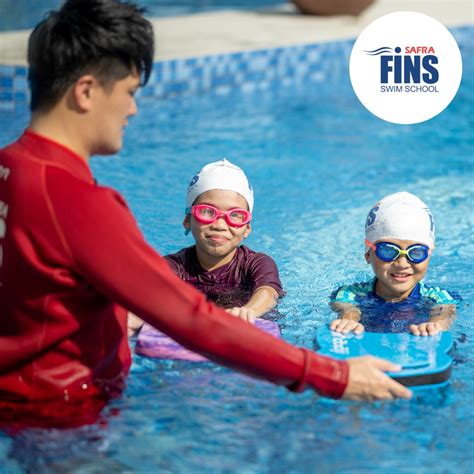 Fins Swim Class