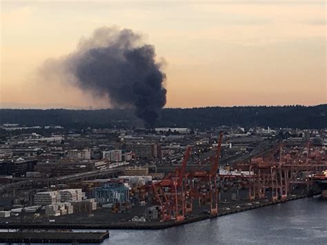fire in seattle right now