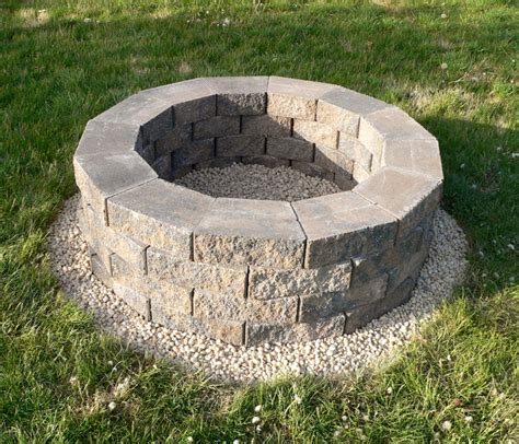 Fire Pit Using Retaining Wall Blocks