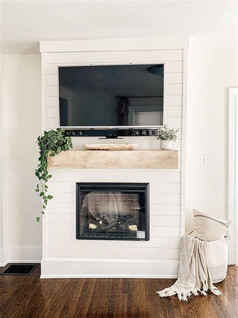 home.furnitureanddecorny.com:fireplace mantel diy plans