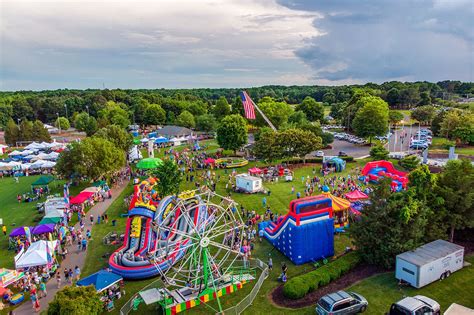 Registration open for second annual Mint Hill Christmas Light Contest