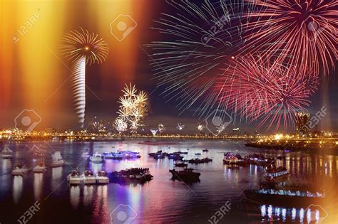 fireworks viewing boat