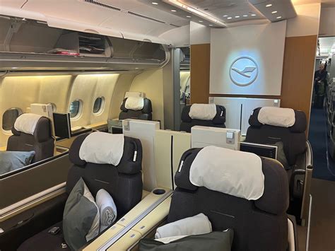 first class seat configuration