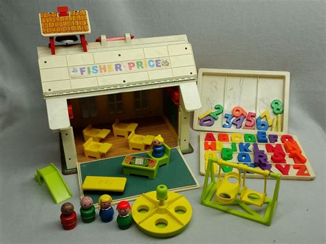 fisher price play family school 923
