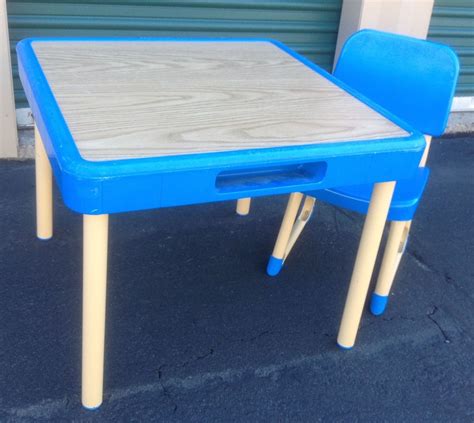 fisher price table and chairs 9500