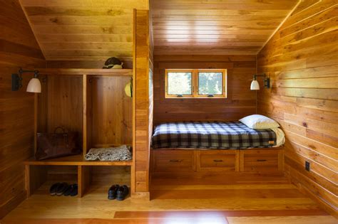 fishing lodge bedroom