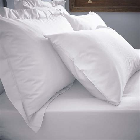 Fitted Sheets & Pillowcases