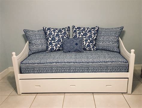 Fitted Twin Bedspread For Daybed
