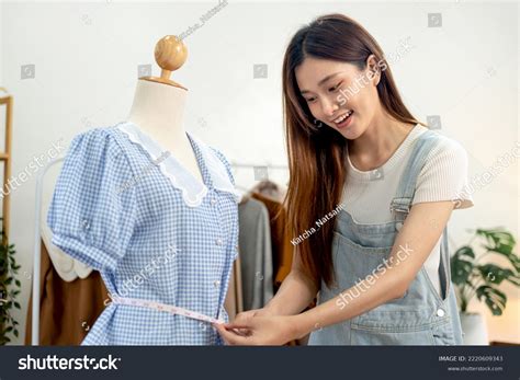 Fitting Image Clothing