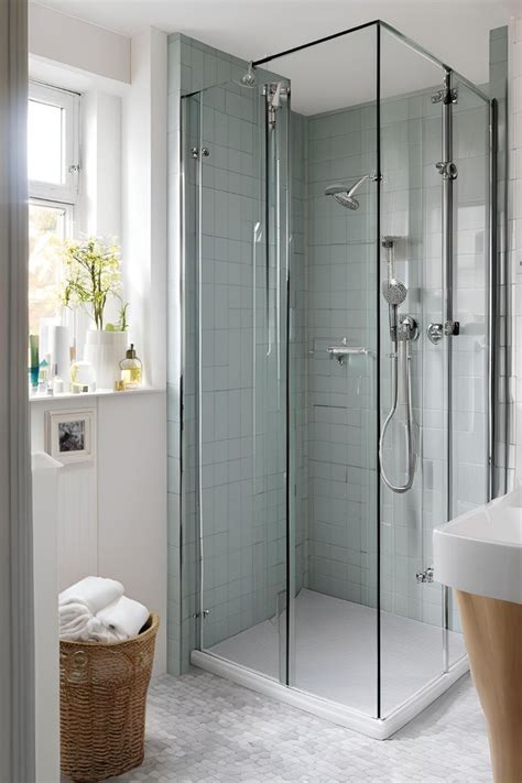 Fitting Shower Room In Small Space