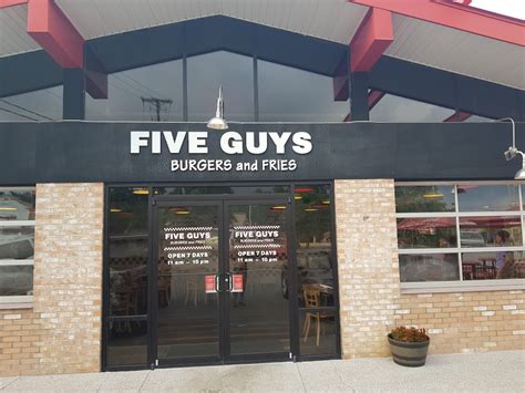 five guys forest drive columbia sc