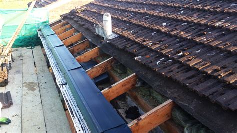 fix roof eaves