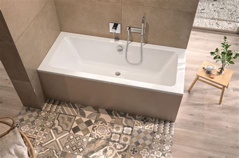 Flache Badewanne 170x70cm niedriger Einstieg einfaches Einsteigen