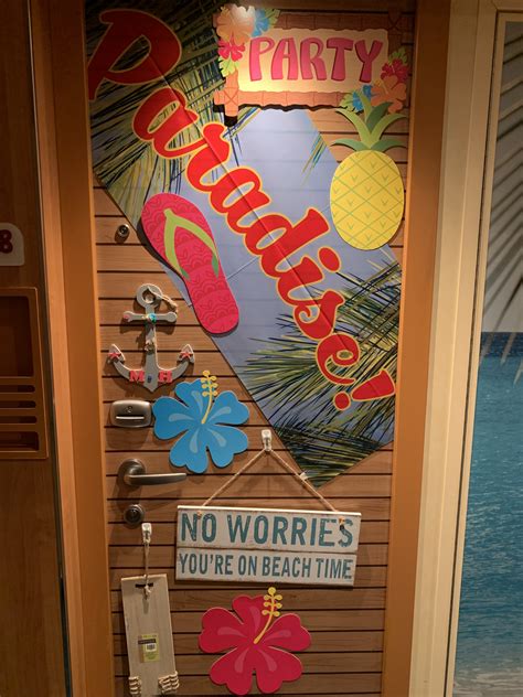 Cruise Line Bans Stateroom Door Decorations