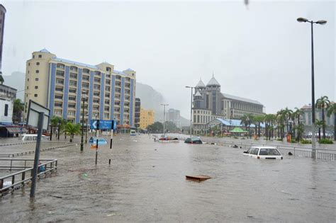 flash flood in mauritius