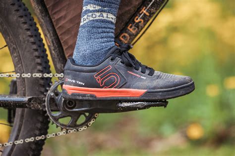 Flat Pedal MTB Shoes Best Cycling Shoes for Flat Pedals 2019