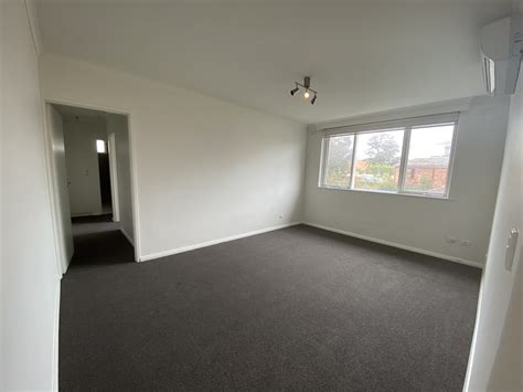 Flat To Rent Ascot