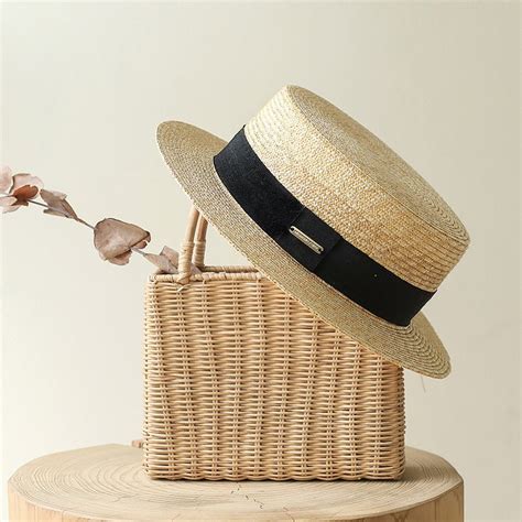 flat topped straw hat