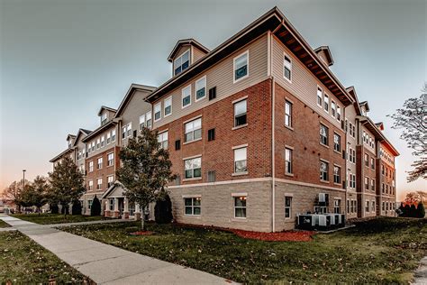 Flats At Wick Youngstown