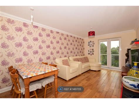 flats to rent wallington