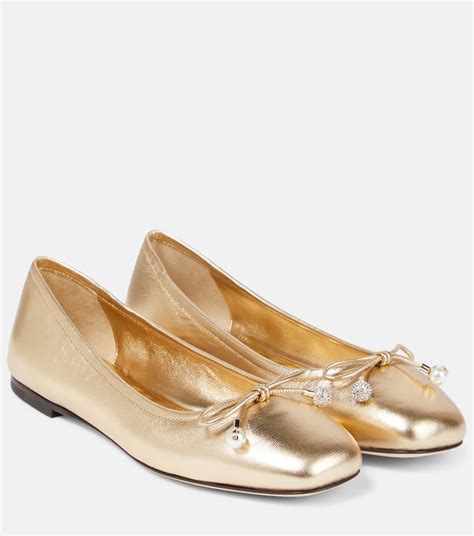 flats with gold