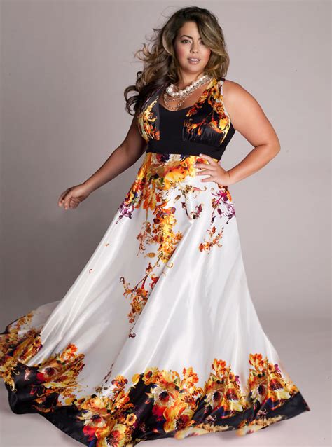 flattering plus size maxi dresses