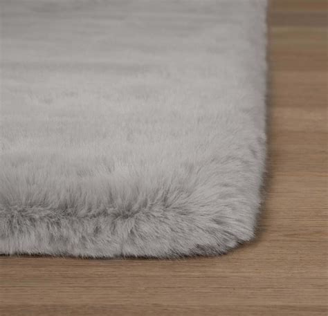 Flauschiger HochflorTeppich Leighton in HellgrauBeige WestwingNow