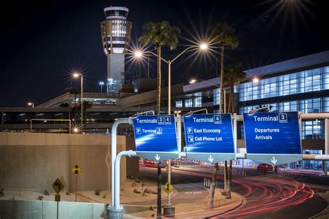 flight status sky harbor