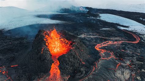 flights affected by iceland volcano