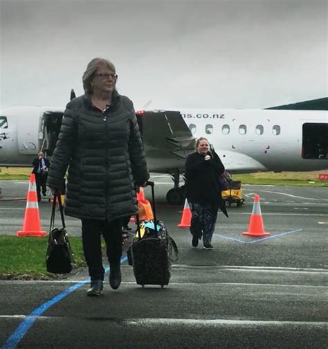 flights whanganui to auckland air chathams