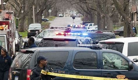 Flint Michigan Crime News One Still At Large In Shooting Death, Stoppers