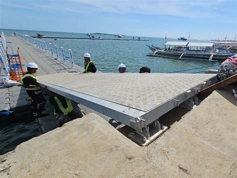 Floating Dock Installation