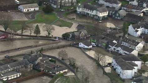 flood alerts in cumbria today