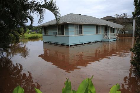 flood in hawaii this week