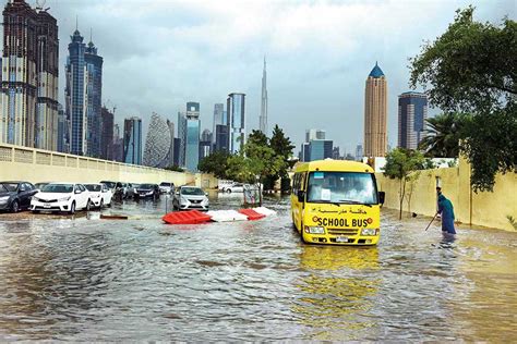 flooding in dubai video