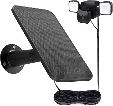 Floodlight Camera With Solar Panel