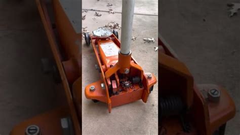 Floor Jack Handle Keeps Spinning
