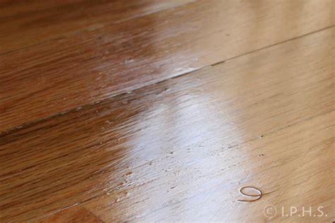 Common Floor Wax Problems: How to Troubleshoot and Solve Them