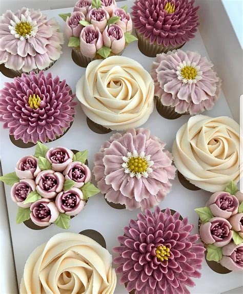 Floral Cupcakes