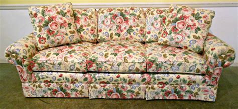 Incredible Floral Print Sofa Bed 2023