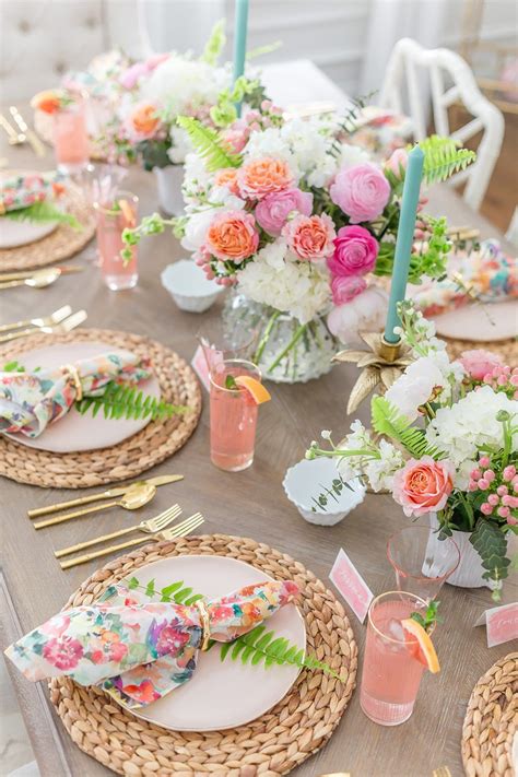 Floral Table Setting Ideas