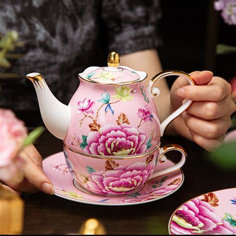 Floral Tea Set With Teapot
