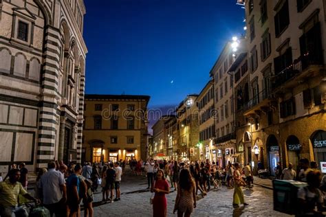florence streets night