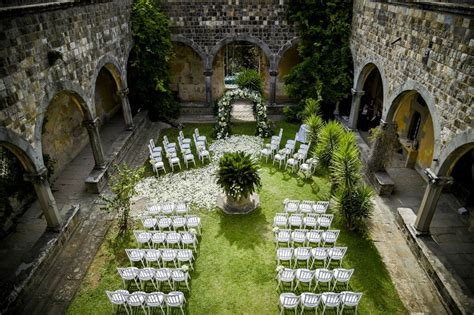 11+ Florence Wedding Venues