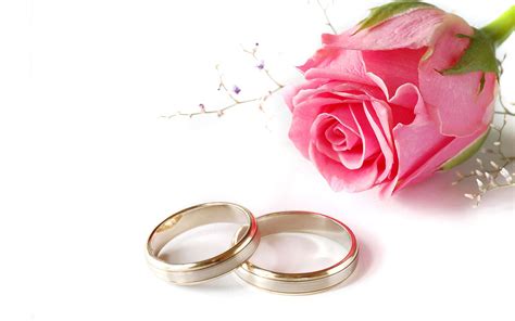 Flower And Ring: A Perfect Combination For Every Occasion
