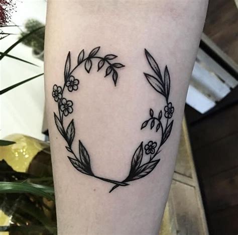Famous Flower Garland Tattoo Designs Ideas
