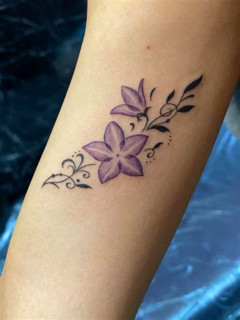 Inspiring Flower Petal Tattoo Designs Ideas