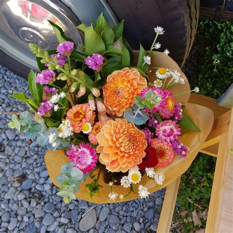 flower delivery online near me