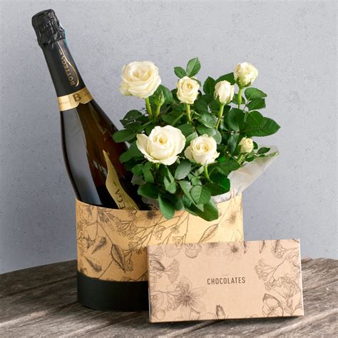 flowers and prosecco gifts