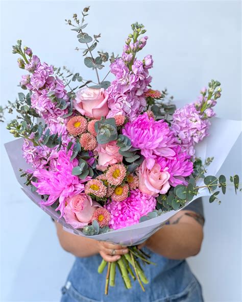flowers delivered in brisbane